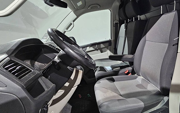 Volkswagen Transporter 9 of 23