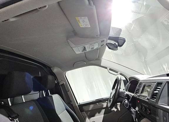 Volkswagen Transporter 14 of 23