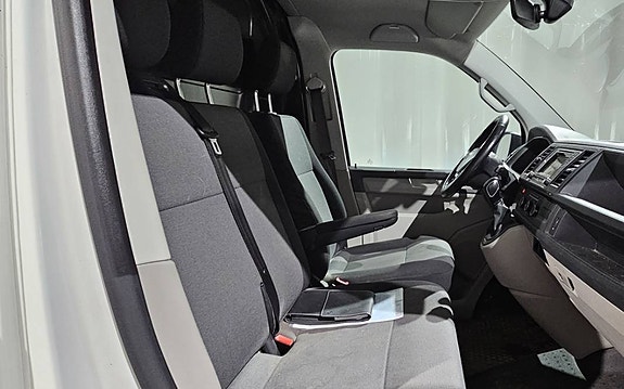 Volkswagen Transporter 15 of 23