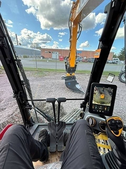 JCB 245 XR 6 of 10