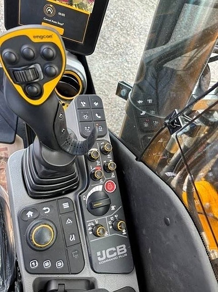 JCB 245 XR 9 of 10