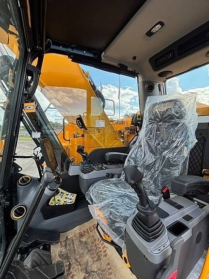 JCB 245 XR 7 of 10