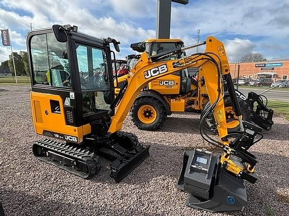 JCB 19 C-1