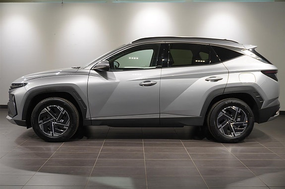 Hyundai Tucson 3 of 14