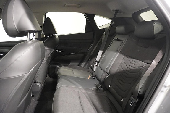 Hyundai Tucson 9 of 14