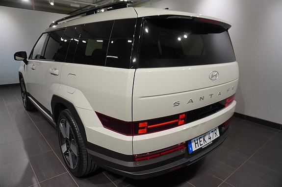 Hyundai Santa Fe 21 of 21