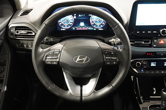 Hyundai i30 11 of 14