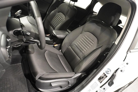 Hyundai i30 4 of 14