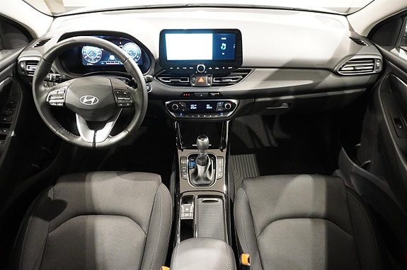 Hyundai i30 10 of 14