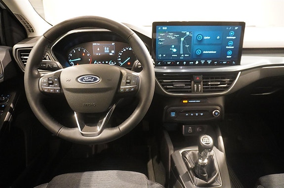 Ford Focus 10 of 12