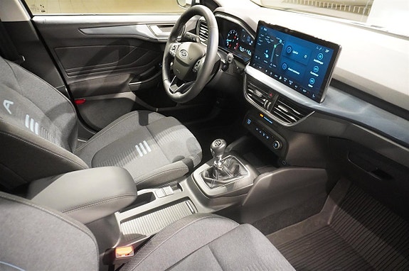 Ford Focus 12 of 12