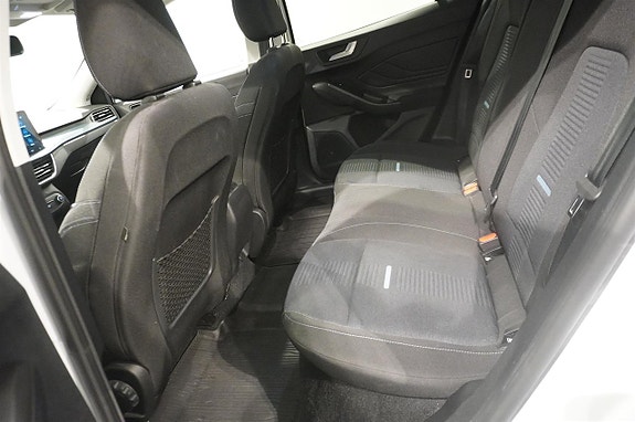 Ford Focus 9 of 12