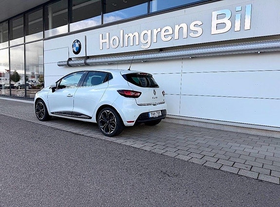 Renault Clio 3 of 3