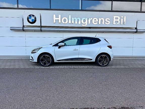 Renault Clio 2 of 3