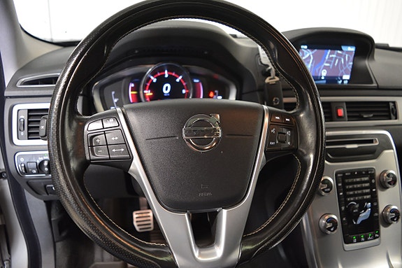 Volvo V70 12 of 19