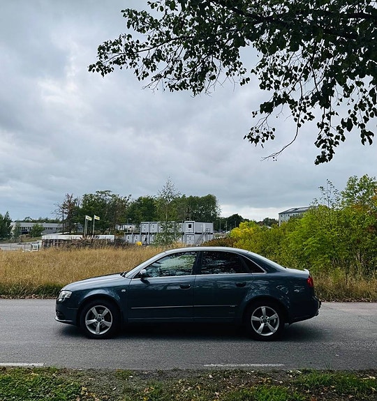 Audi A4 4 of 12