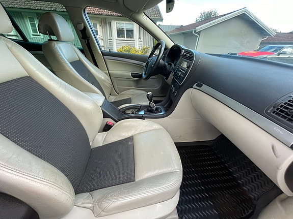 Saab 9-3 5 of 7