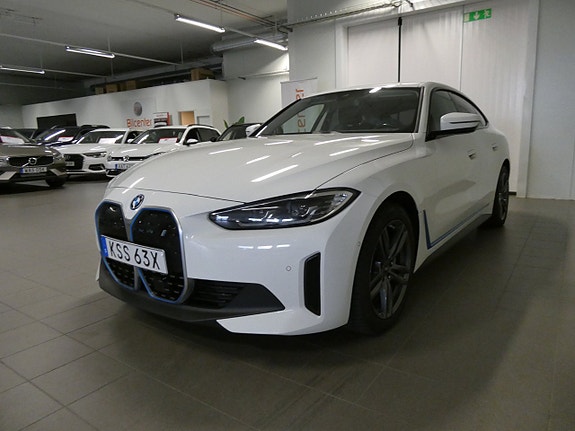 BMW i4 9 of 27