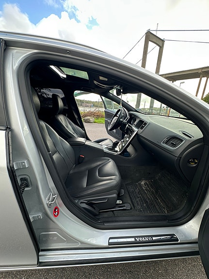 Volvo V60 12 of 15