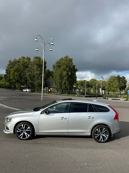 Volvo V60 8 of 15