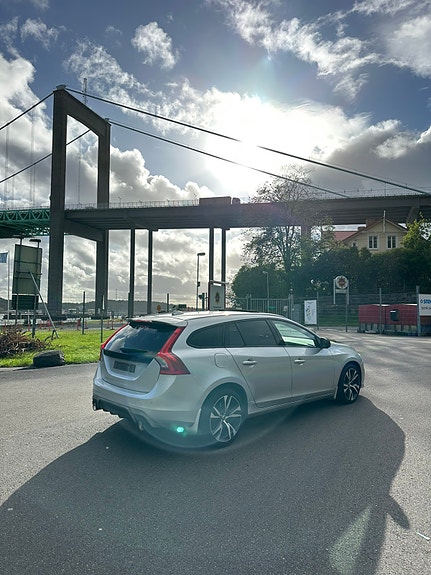 Volvo V60 5 of 15