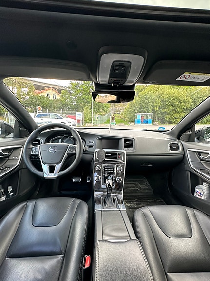 Volvo V60 11 of 15