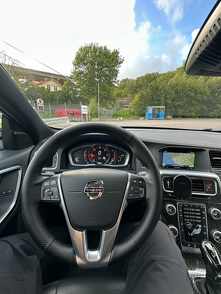 Volvo V60 14 of 15