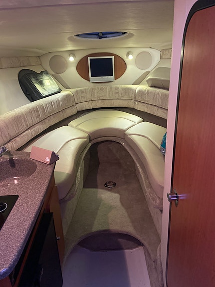 CROWLINE 250 CR   Daycruiser 5 of 19