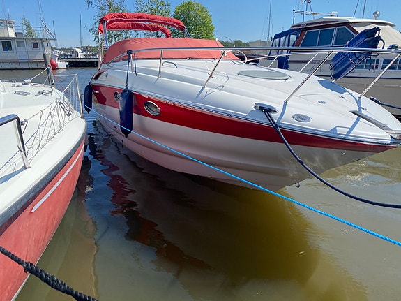 CROWLINE 250 CR   Daycruiser 8 of 19