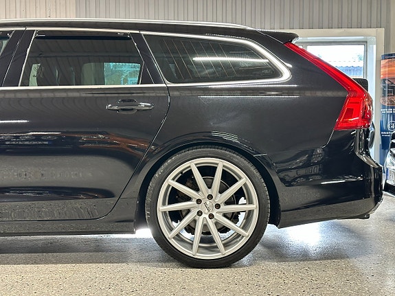 Volvo V90 19 of 30