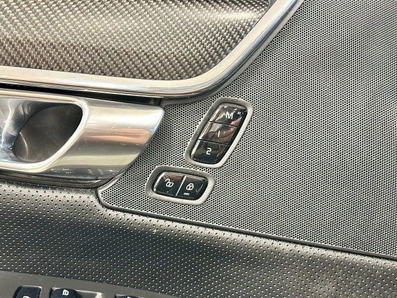 Volvo V90 14 of 30
