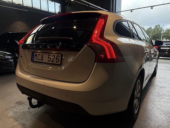 Volvo V60 5 of 13