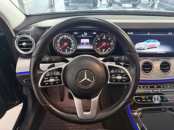 Mercedes-Benz E200 d 13 of 17