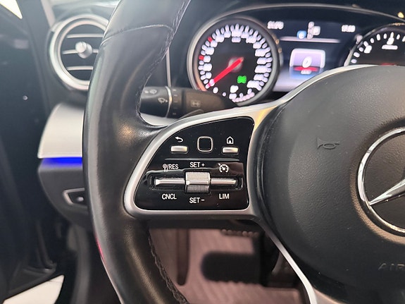Mercedes-Benz E200 d 14 of 17