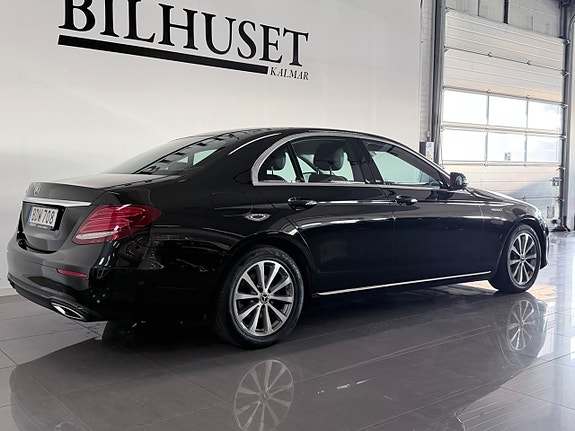 Mercedes-Benz E200 d 4 of 17