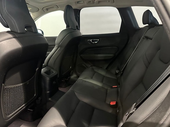Volvo XC60 10 of 20