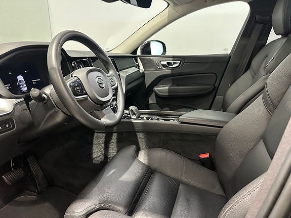 Volvo XC60 14 of 20