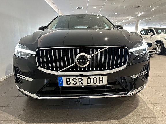 Volvo XC60 2 of 20
