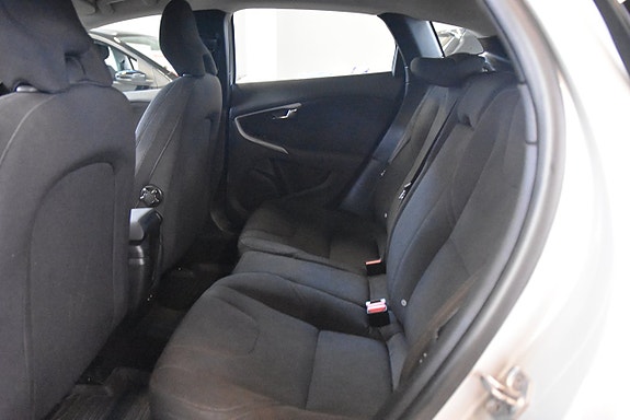 Volvo V40 11 of 12