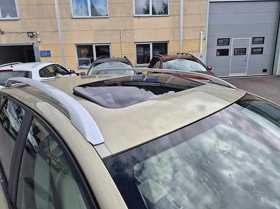 Volvo V50 8 of 16