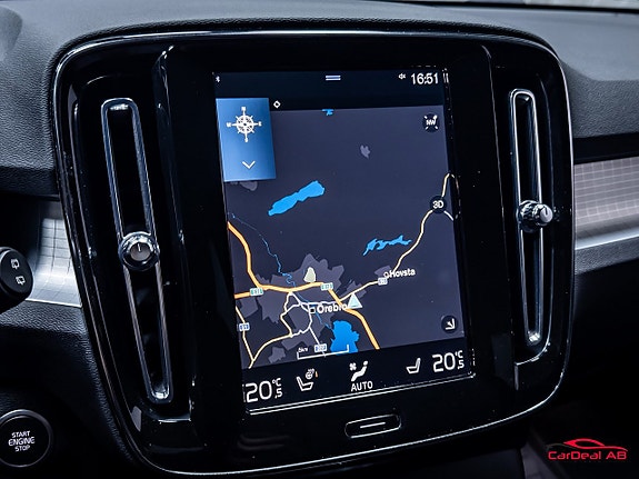 Volvo XC40 26 of 30