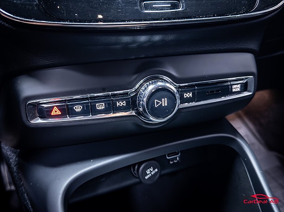 Volvo XC40 29 of 30