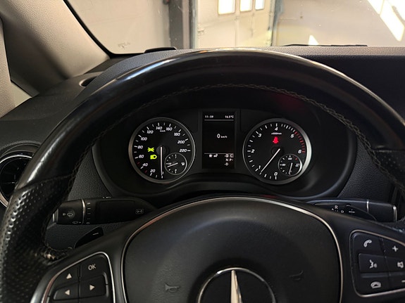 Mercedes-Benz Vito 119 16 of 19