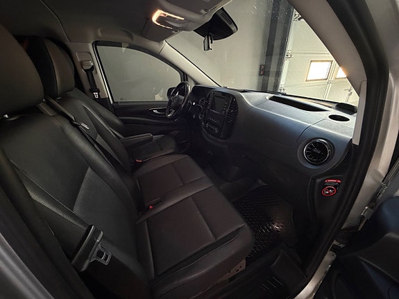 Mercedes-Benz Vito 119 11 of 19