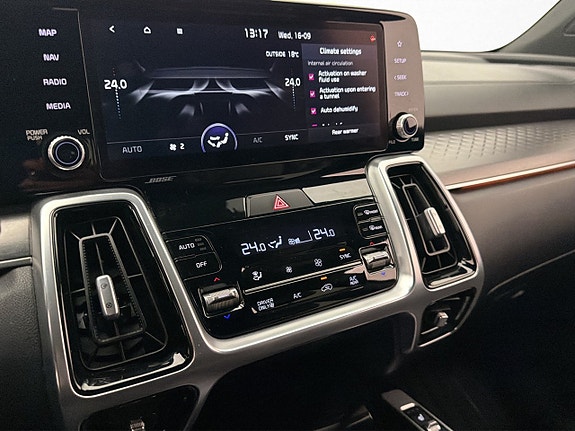 Kia Sorento 26 of 30