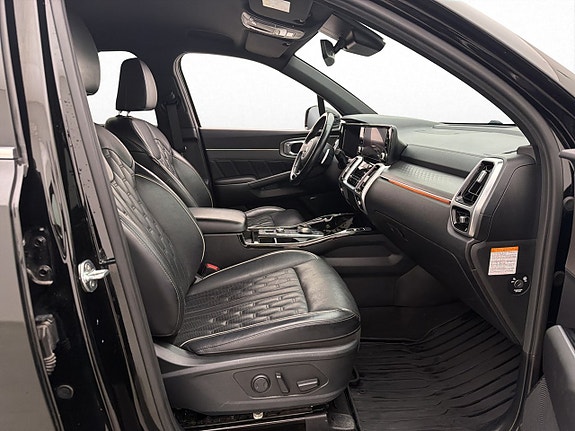 Kia Sorento 28 of 30