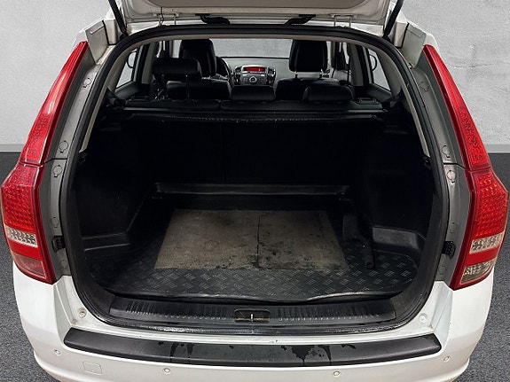 Kia Ceed 9 of 23