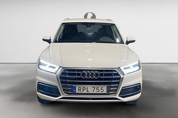 Audi Q5 10 of 17
