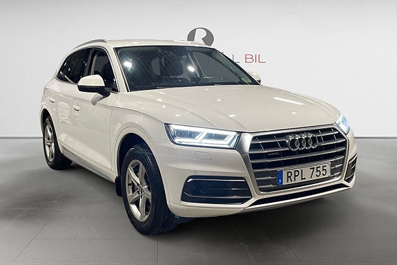 Audi Q5 9 of 17