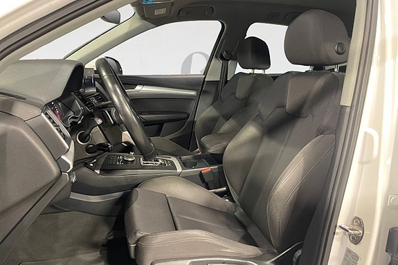 Audi Q5 3 of 17